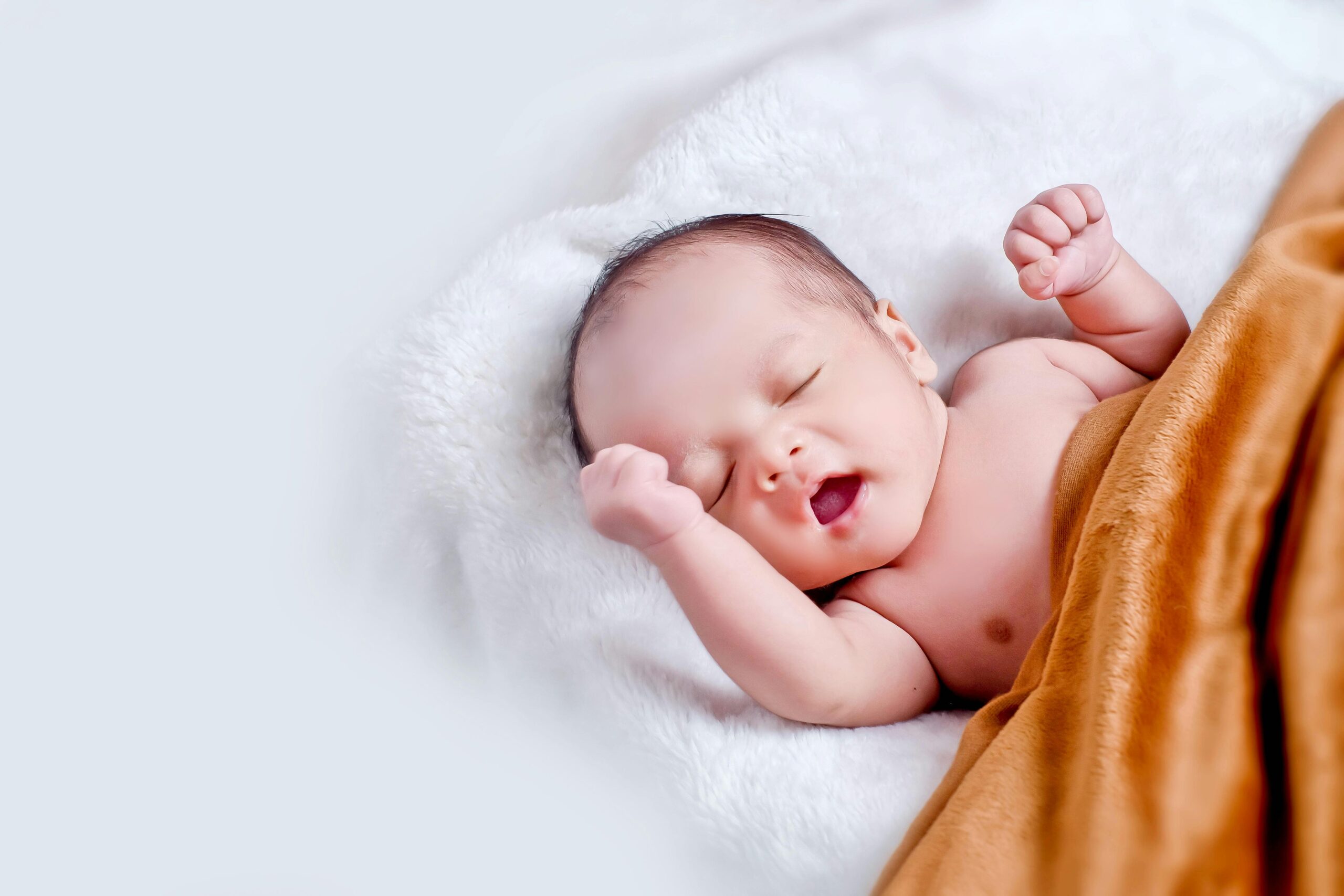 Newborn Essentials: A Guide to Preparing for Your Journey as a New Mom